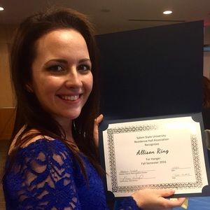 Meet your Posher, Alli